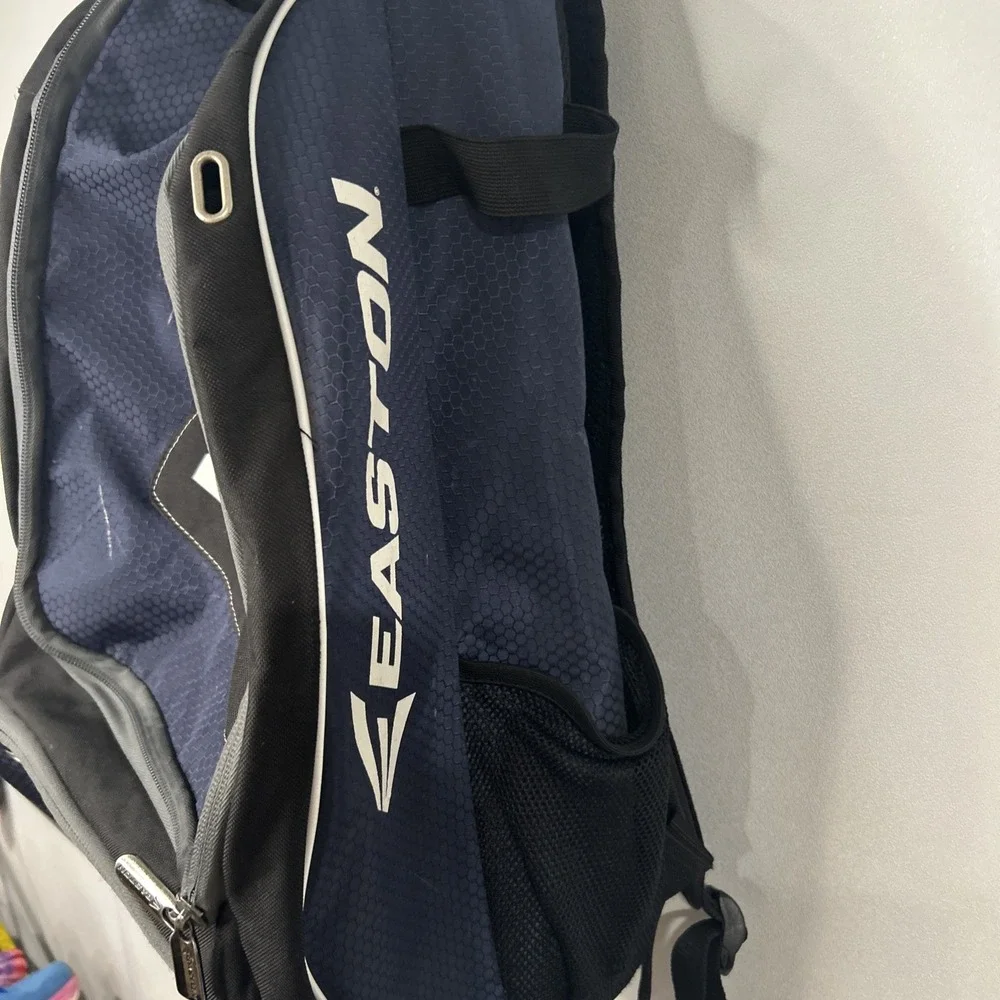 Easton Blue/Black Baseball Softball Backpack 2-Bat Zip Bag w/ Bat Compartment